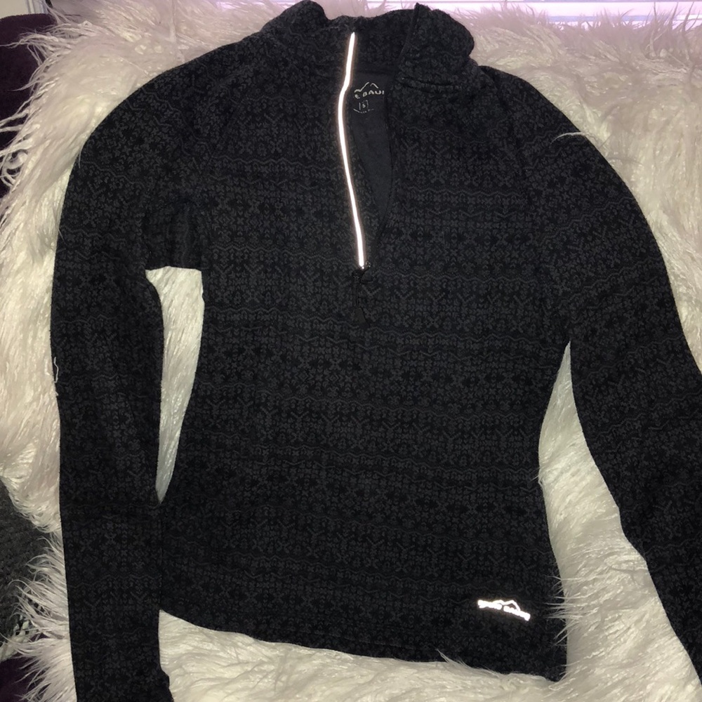Eddie Bauer athletic pull over